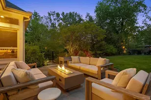 1303 N Cross St, Wheaton, IL 60187 - Photo 44