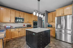 130 Norman Dr, McHenry, IL 60050 - Photo 14