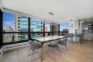 360 E Randolph St, Chicago, IL 60601 - Photo 8