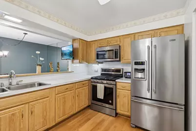 1320 Cass Lane W #201, Westmont, IL 60559 - Photo 8