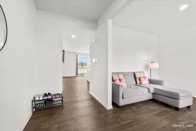 [Address not provided], Yorkville, IL 60560 - Photo 4