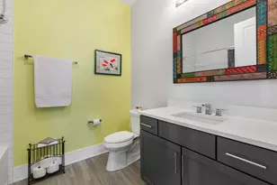 5748 N Hermitage Ave, Chicago, IL 60660 - Photo 10