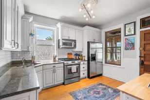 3830 N Leavitt St, Chicago, IL 60618 - Photo 8