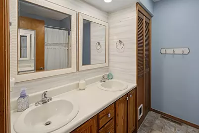2128 Ivy Court, Champaign, IL 61821 - Photo 32