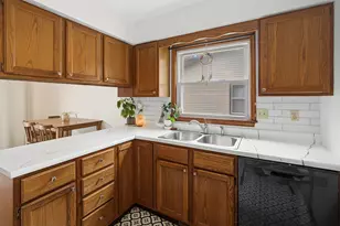 2128 Ivy Ct, Champaign, IL 61821 - Photo 14