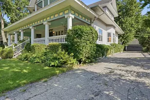 305 W Elm St, Fairbury, IL 61739 - Photo 4