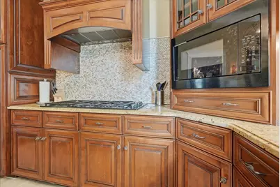 305 W Elm Street, Fairbury, IL 61739 - Photo 28
