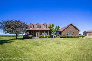 1869 Woodlawn Rd, Steward, IL 60553 - Photo 2