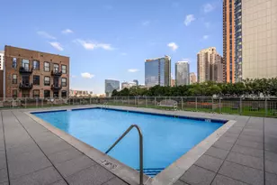 1250 S Michigan Ave, Chicago, IL 60605 - Photo 32