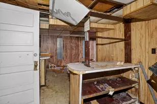 8330 S Essex Ave, Chicago, IL 60617 - Photo 34
