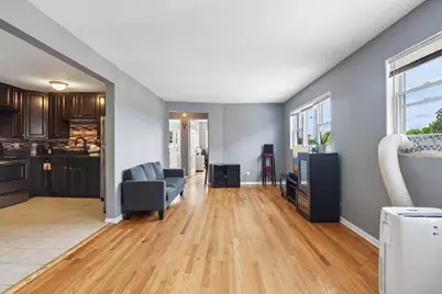 7206 W Wellington Avenue #3D, Chicago, IL 60707 - Photo 4