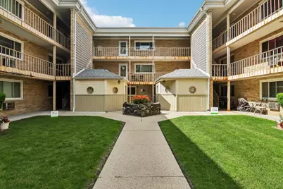 7206 W Wellington Avenue #3D, Chicago, IL 60707 - Photo 1