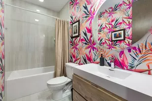 1601 W Pearson St, Chicago, IL 60622 - Photo 18