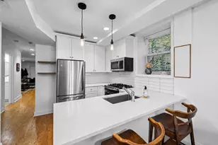 2216 N Sedgwick St, Chicago, IL 60614 - Photo 8