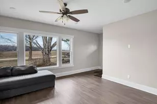 18763 Grade School Rd, Caledonia, IL 61011 - Photo 6
