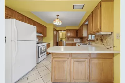 5425 W 83rd Place, Burbank, IL 60459 - Photo 4