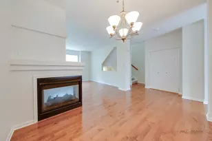 6127 W Mayfair St, Morton Grove, IL 60053 - Photo 14