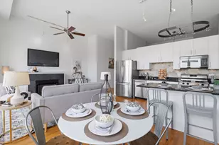 3631 N Halsted St, Chicago, IL 60613 - Photo 6