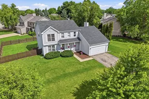 167 Brookwood Ln, Bolingbrook, IL 60440 - Photo 2