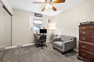 224 N Highland Ave, Elmhurst, IL 60126 - Photo 6