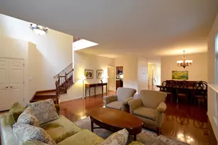 4270 Linden Tree Ln, Glenview, IL 60026 - Photo 4