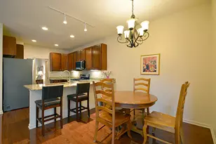4270 Linden Tree Ln, Glenview, IL 60026 - Photo 12
