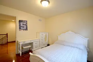 4270 Linden Tree Ln, Glenview, IL 60026 - Photo 24
