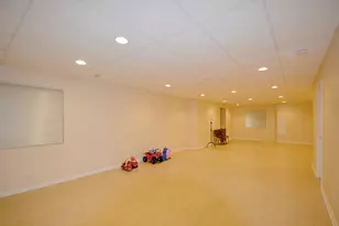 4270 Linden Tree Ln, Glenview, IL 60026 - Photo 30