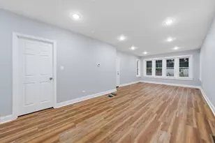 7152 S Racine Ave, Chicago, IL 60636 - Photo 4