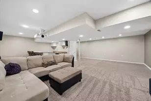 131 Wedgeport Cir, Romeoville, IL 60446 - Photo 26