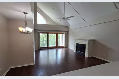 1111 Burlington Avenue #402, Lisle, IL 60532 - Photo 4