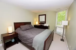 2140 N Lincoln Ave, Chicago, IL 60614 - Photo 6
