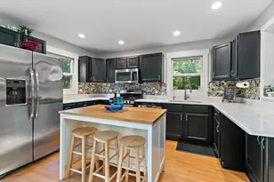5806 Wonder Woods Dr, Wonder Lake, IL 60097 - Photo 12