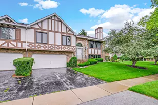 9350 Windsor Pkwy, Tinley Park, IL 60487 - Photo 2