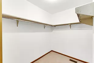 9350 Windsor Pkwy, Tinley Park, IL 60487 - Photo 10