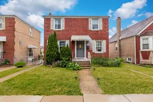 3544 W 63rd Pl, Chicago, IL 60629 - Photo 1