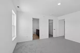 643 Cassia Ct, Crystal Lake, IL 60012 - Photo 10