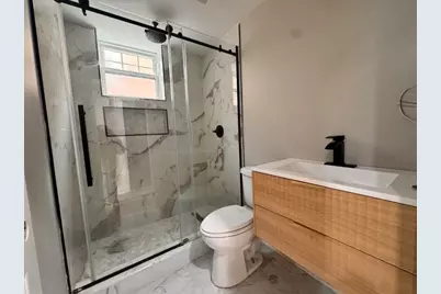 2430 S 57th Avenue, Cicero, IL 60804 - Photo 8