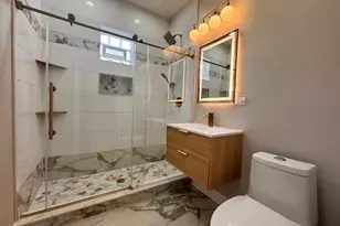 2430 S 57th Ave, Cicero, IL 60804 - Photo 6