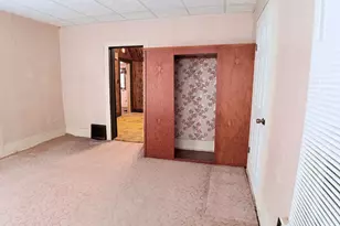 205 E Pease St, Heyworth, IL 61745 - Photo 8