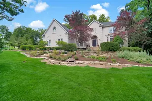 36W244 Fieldcrest Dr, Saint Charles, IL 60175 - Photo 64