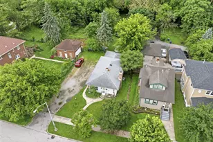 2017 Grove St, Blue Island, IL 60406 - Photo 18
