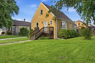 1610 Stockton Ave, Des Plaines, IL 60018 - Photo 2
