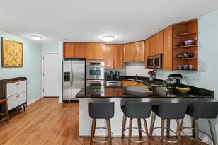 6400 N Sacramento Ave, Chicago, IL 60645 - Photo 4