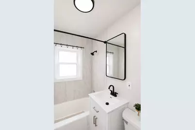 832 N Prater Avenue, Melrose Park, IL 60164 - Photo 12