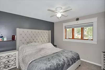 [Address not provided], Worth, IL 60482 - Photo 10