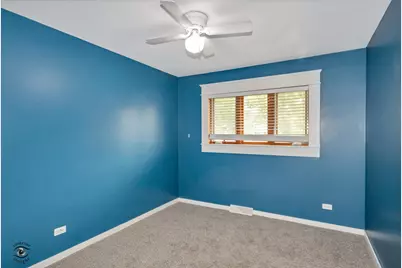 [Address not provided], Worth, IL 60482 - Photo 12