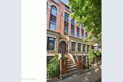 344 W Huron Street, Chicago, IL 60654 - Photo 1