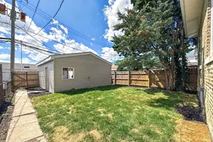 2426 N Neva Ave, Chicago, IL 60707 - Photo 26