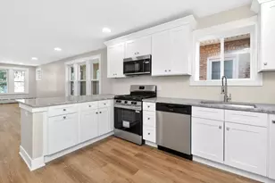 2426 N Neva Ave, Chicago, IL 60707 - Photo 10